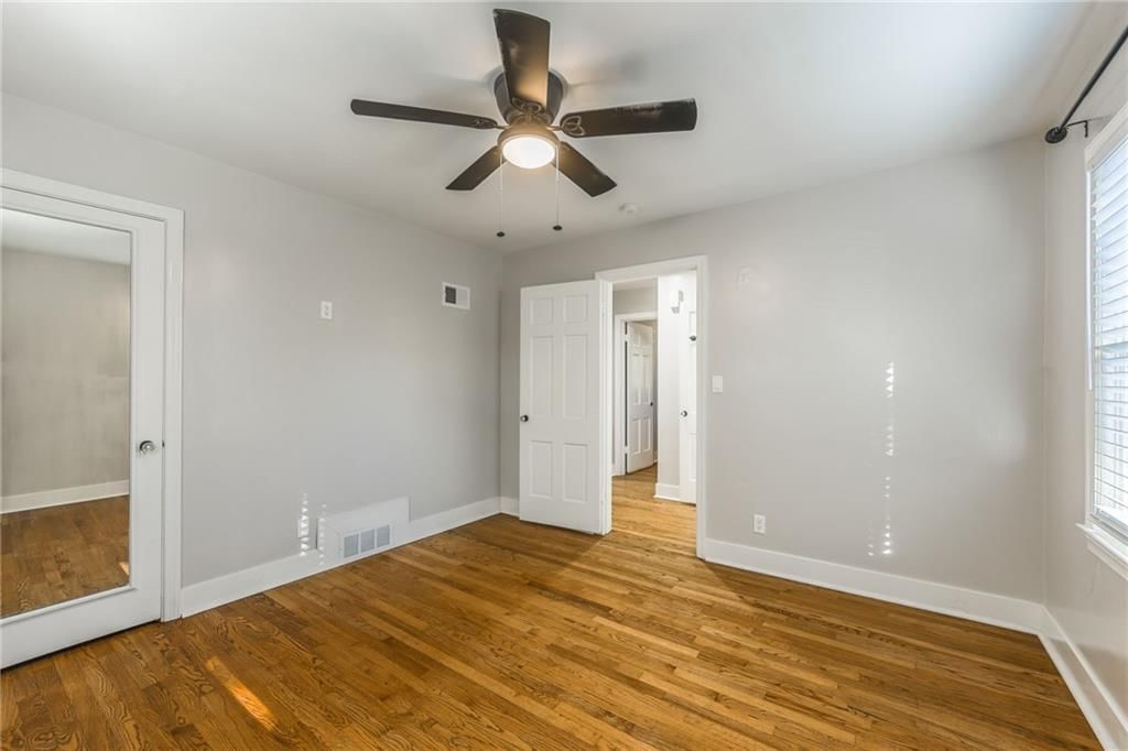 8819 Sleepy Hollow Road — photo 19