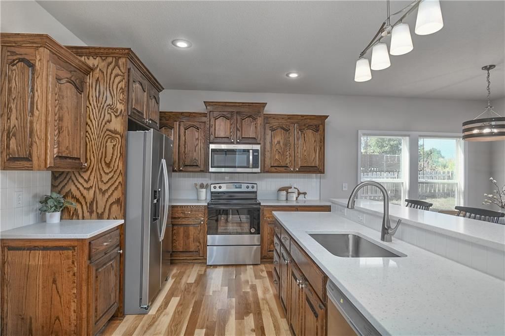 20806 W 48th Street — photo 16