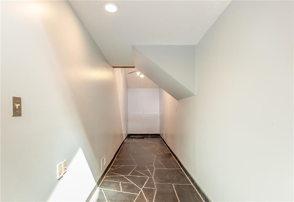 5315 Hardy Street — photo 16