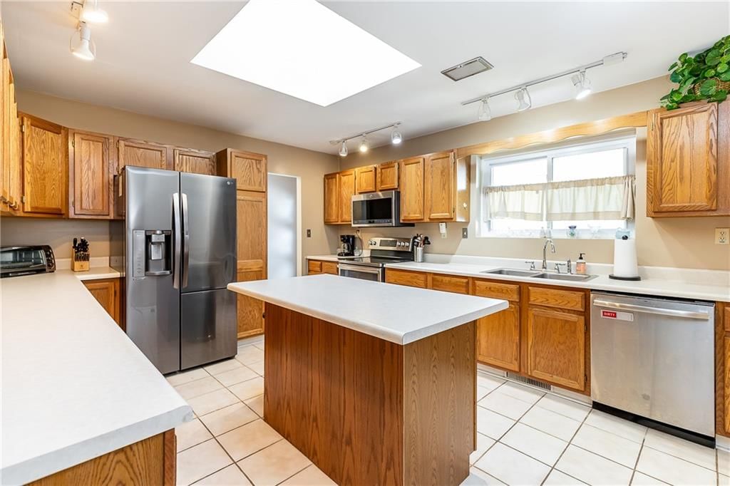 5315 Hardy Street — photo 5
