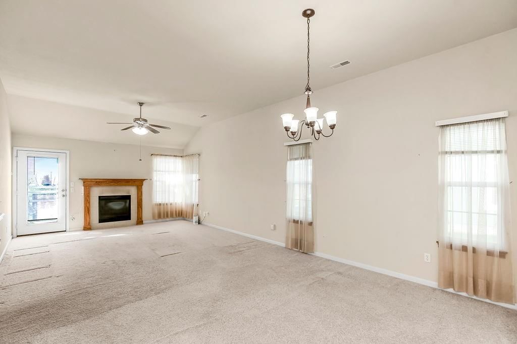 762 S Poplar Street — photo 5