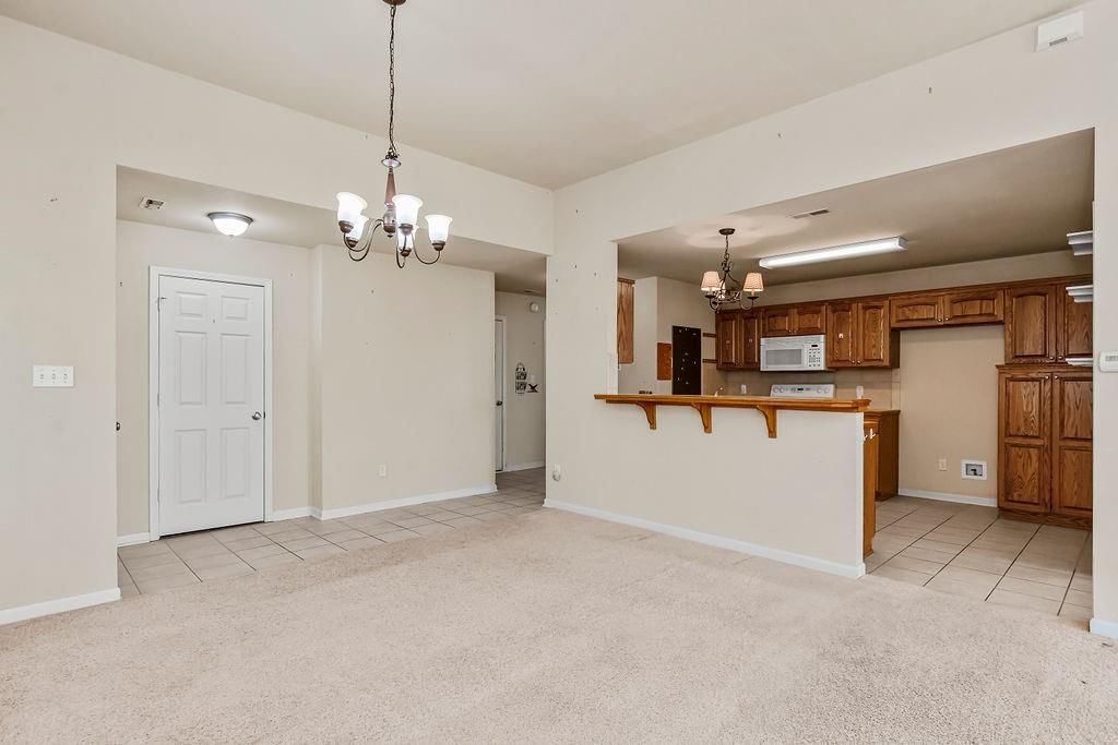 762 S Poplar Street — photo 7
