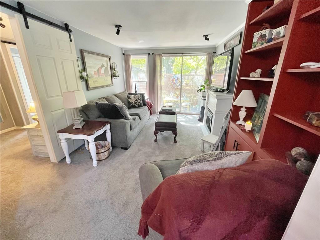 617 W Forest Street — photo 14