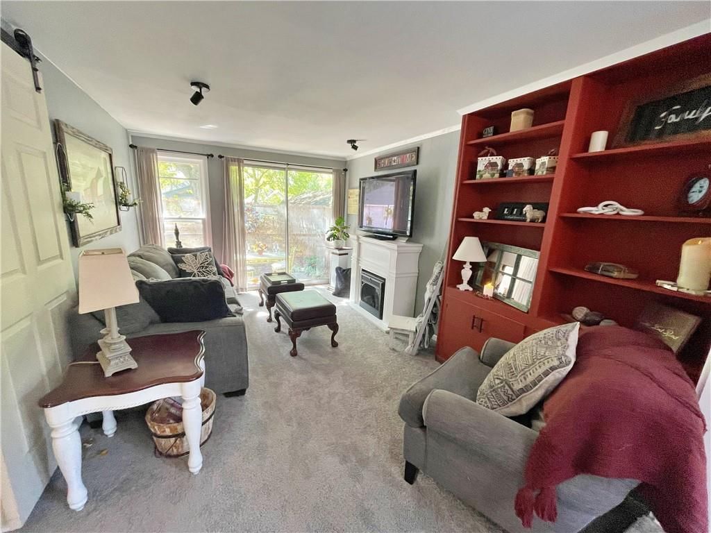 617 W Forest Street — photo 16