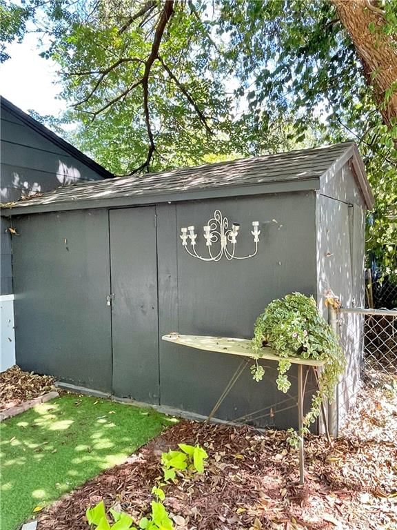 617 W Forest Street — photo 37