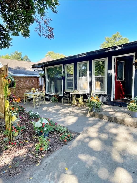 617 W Forest Street — photo 42