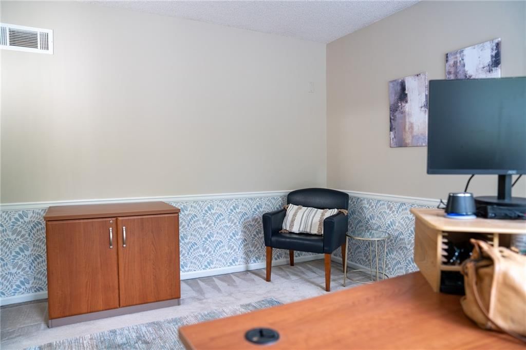 12341 Walmer Street — photo 17