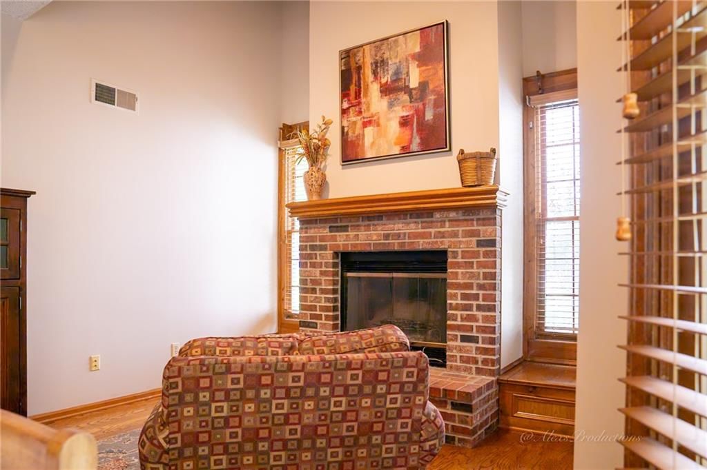 12341 Walmer Street — photo 30