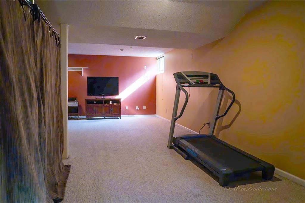 12341 Walmer Street — photo 38