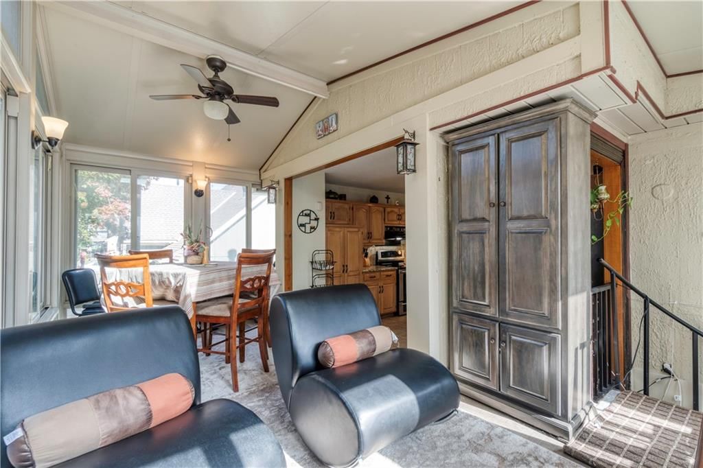 11008 Rene Street — photo 28