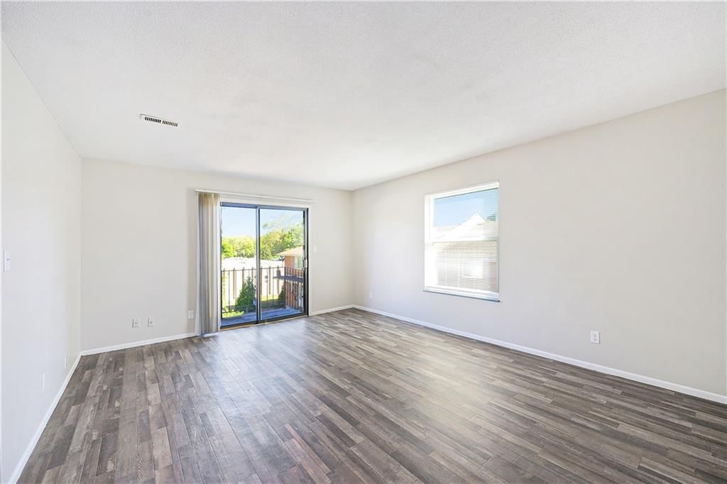 6307 Ash Avenue — photo 8