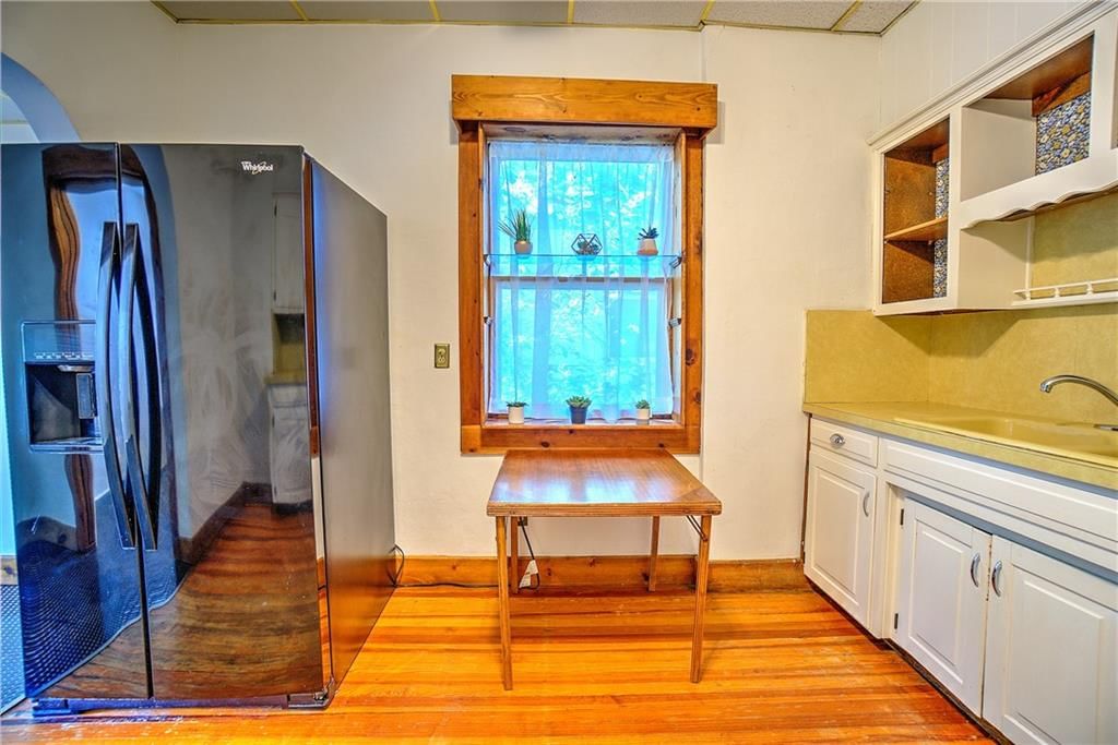 2829 E 8th Street — photo 14