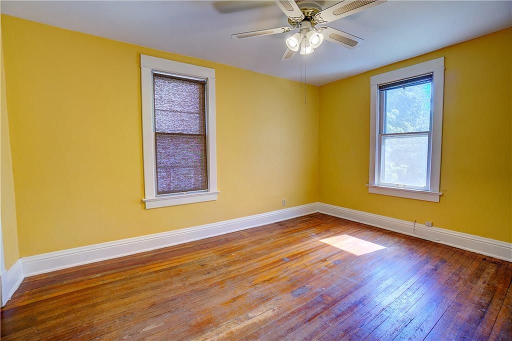2829 E 8th Street — photo 18