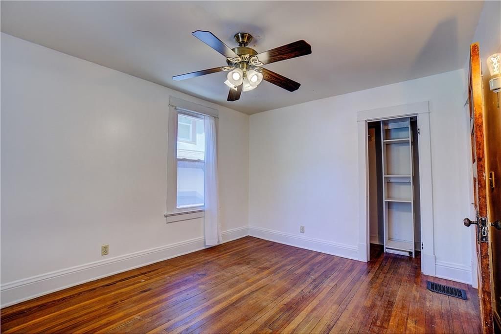 2829 E 8th Street — photo 21