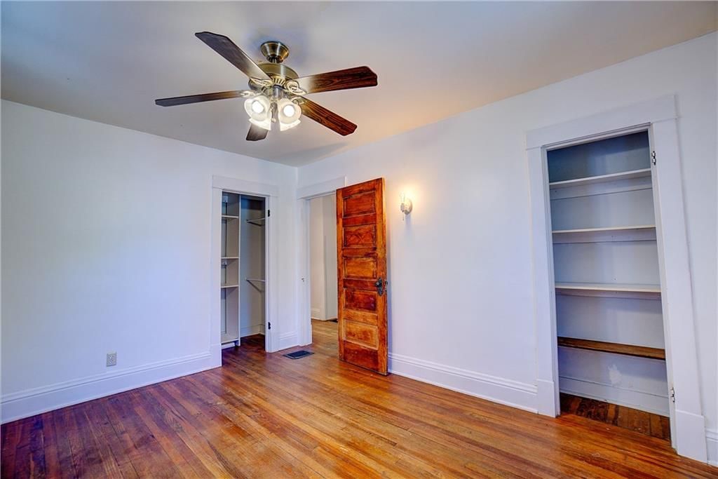 2829 E 8th Street — photo 23