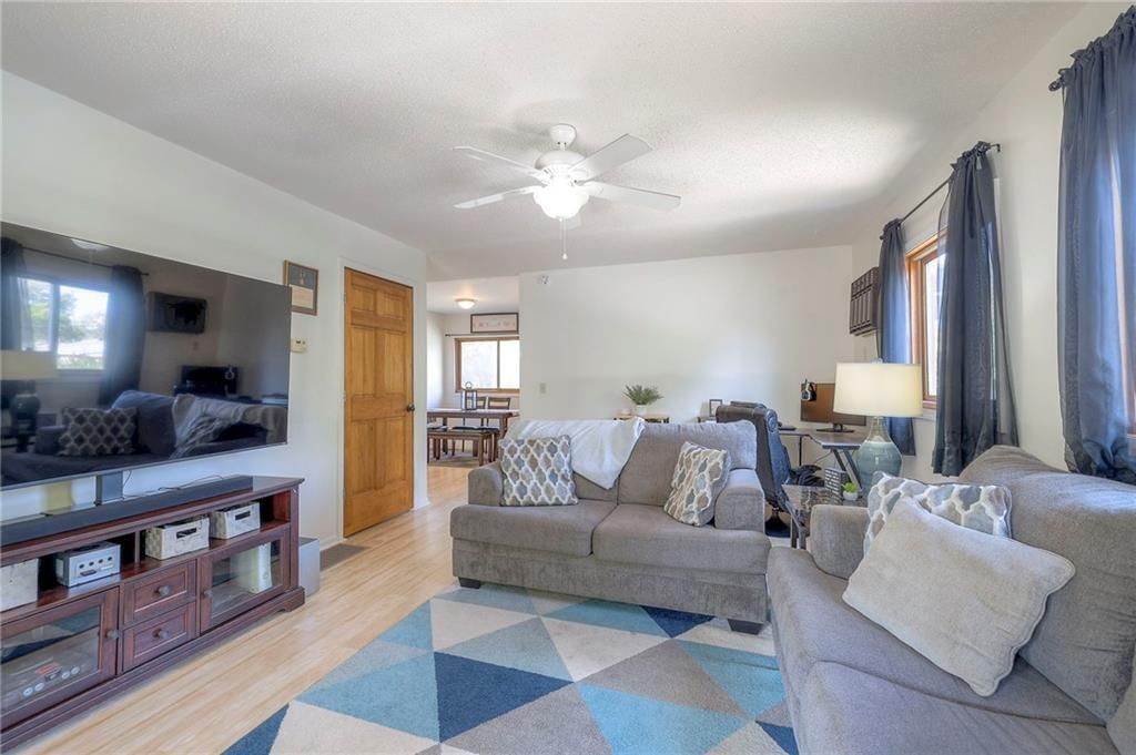 13112 Parker Avenue — photo 18