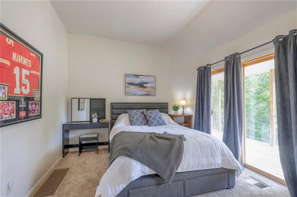 13112 Parker Avenue — photo 23
