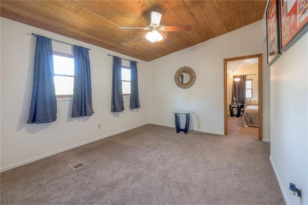 13112 Parker Avenue — photo 27