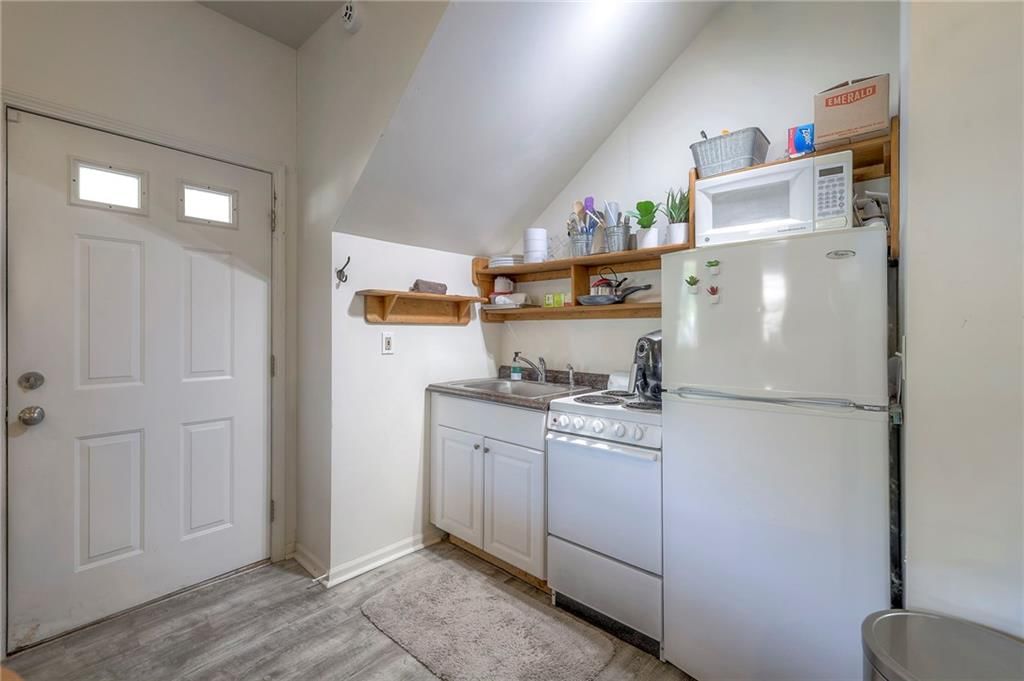 13112 Parker Avenue — photo 30