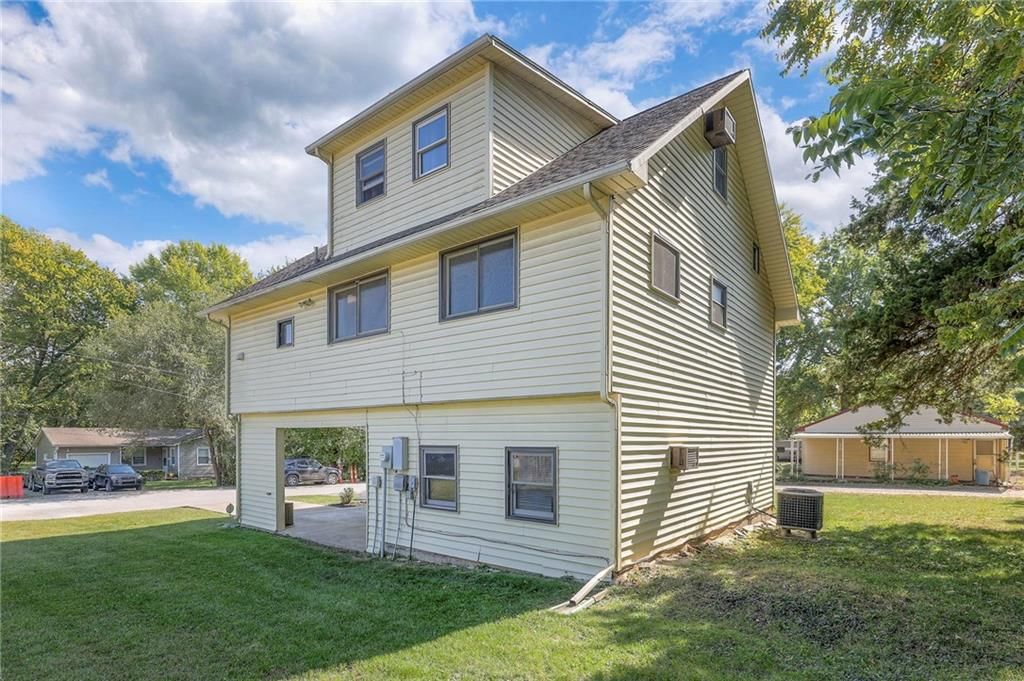13112 Parker Avenue — photo 38