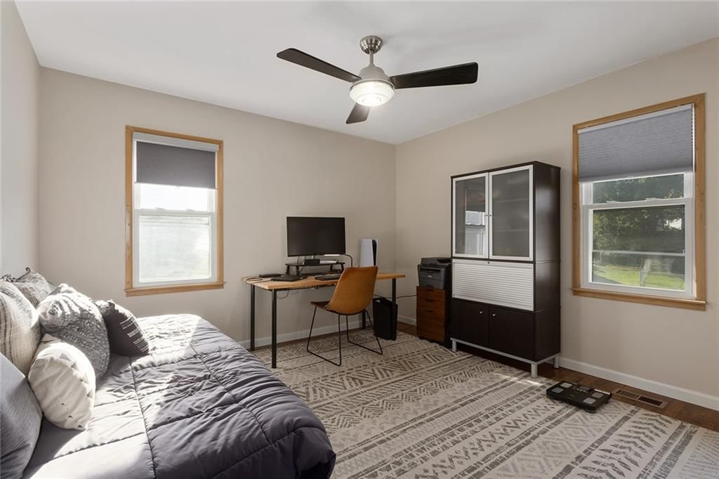 6401 N Central Street — photo 13
