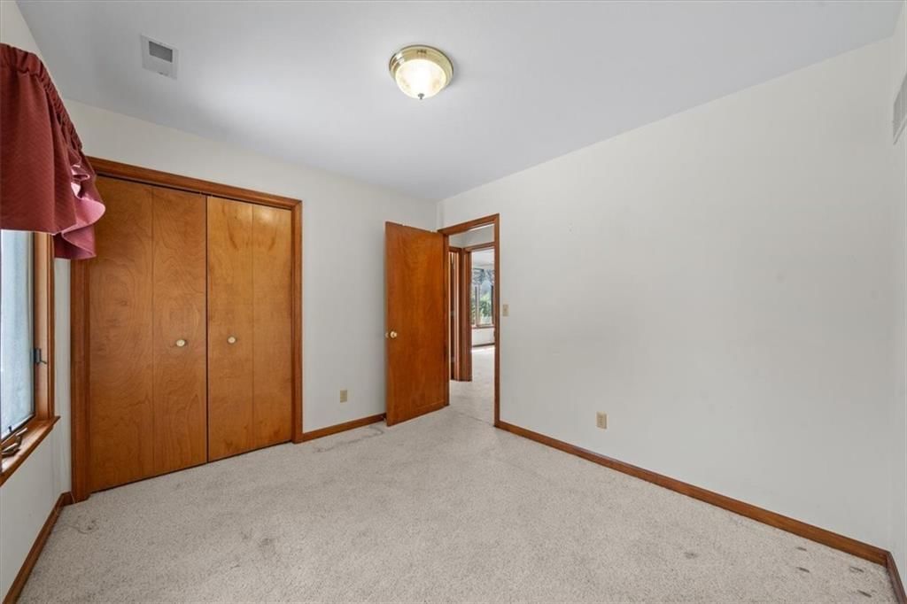 2702 Chipperfield Road — photo 20