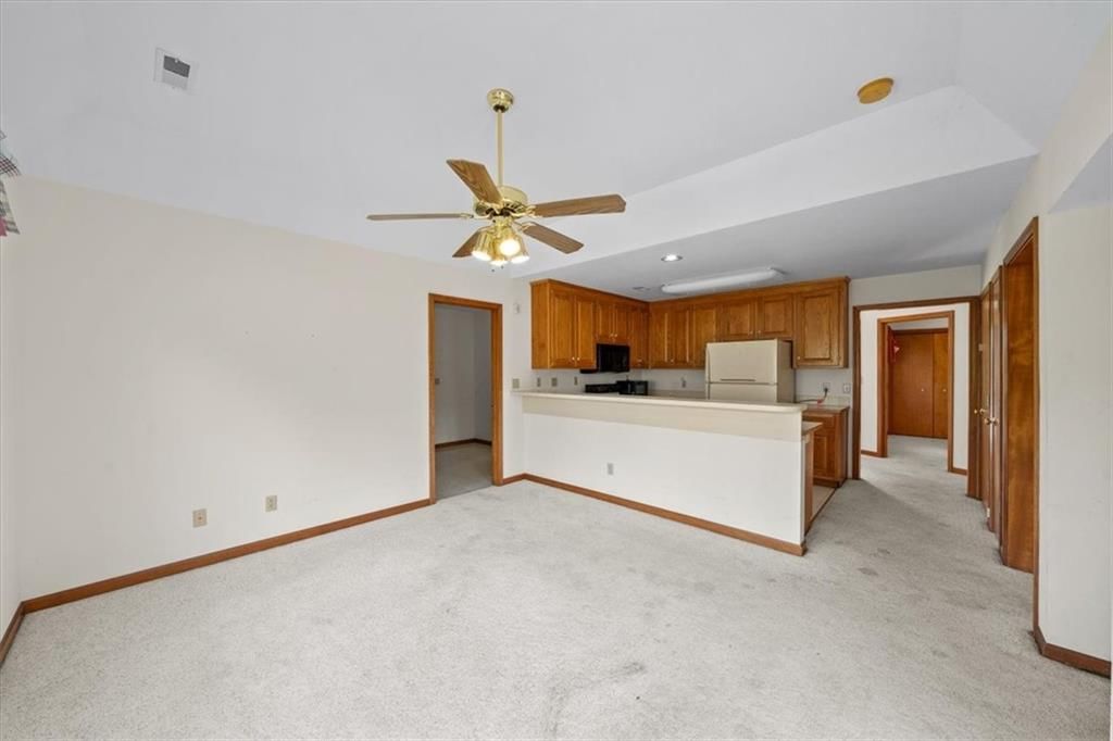 2702 Chipperfield Road — photo 8