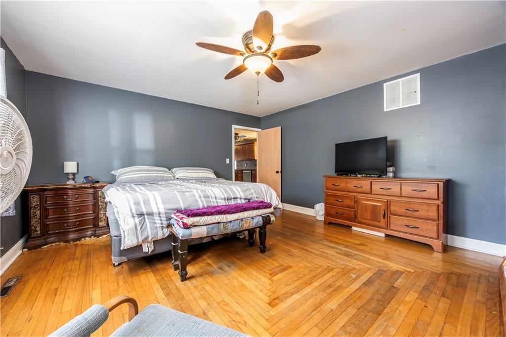 603 E Main Street — photo 16
