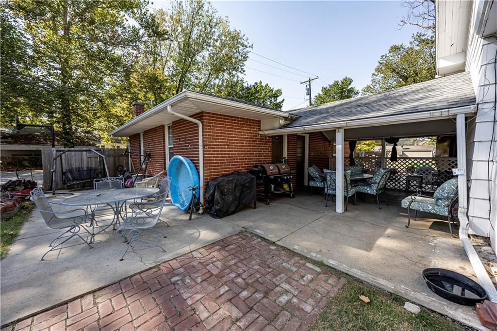 603 E Main Street — photo 3