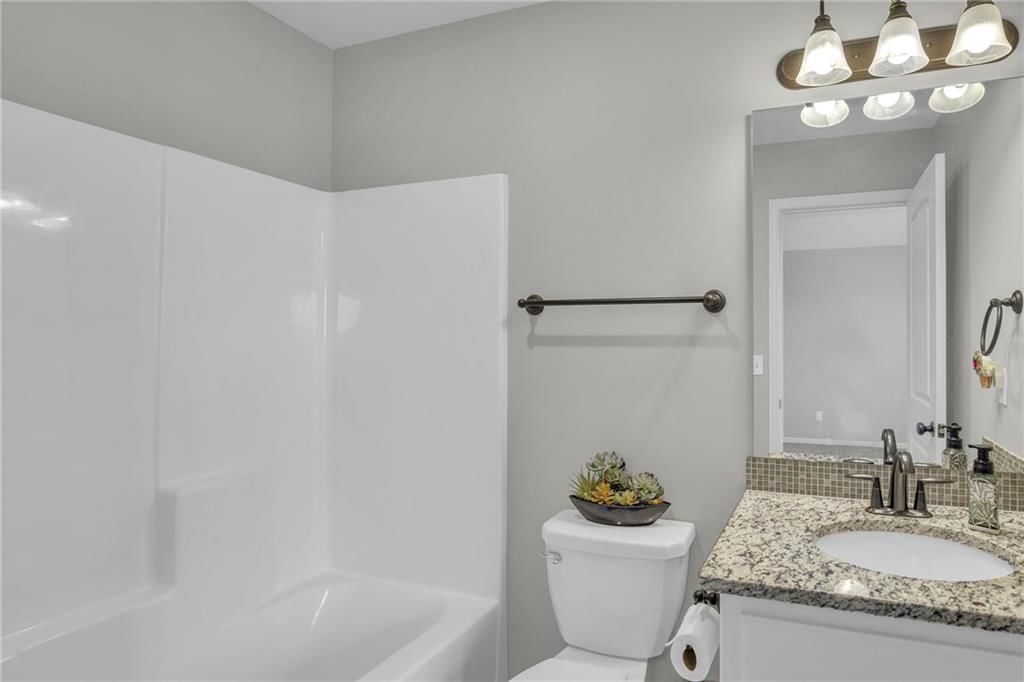 16964 S Heatherwood Street — photo 33