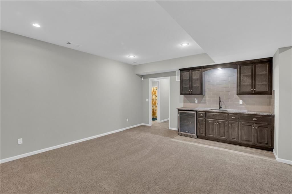 16964 S Heatherwood Street — photo 35