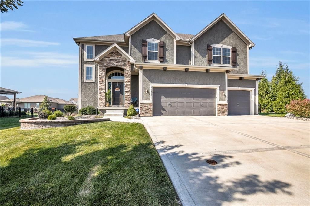 16964 S Heatherwood Street — photo 45