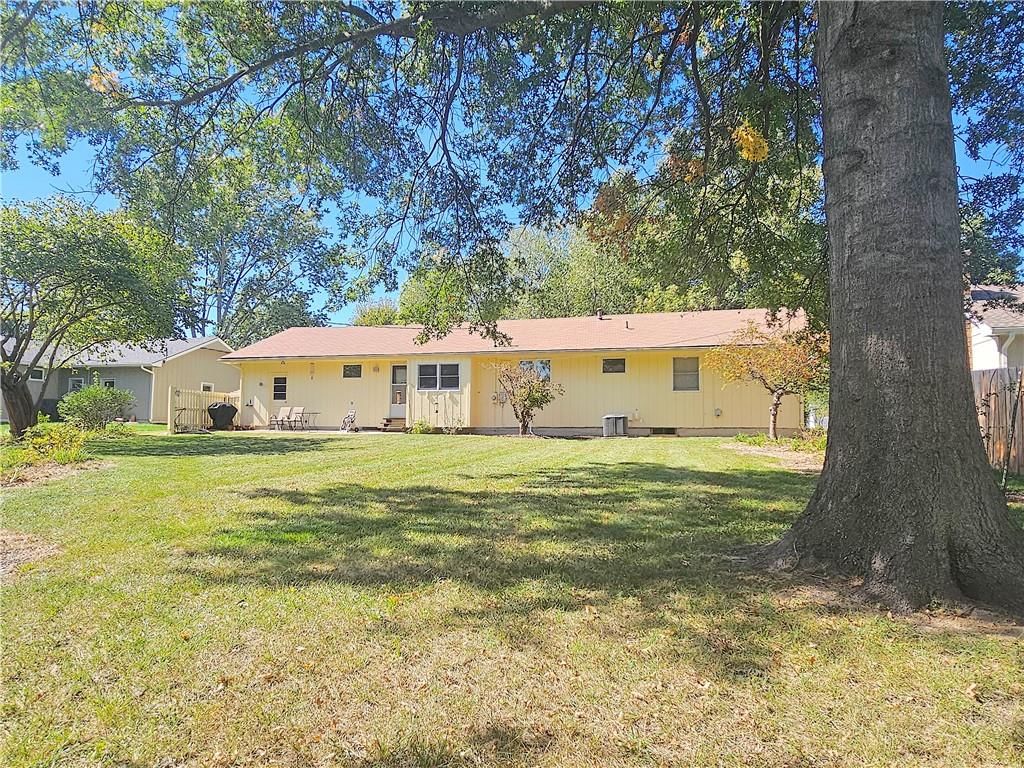 1117 S Maple Street — photo 4