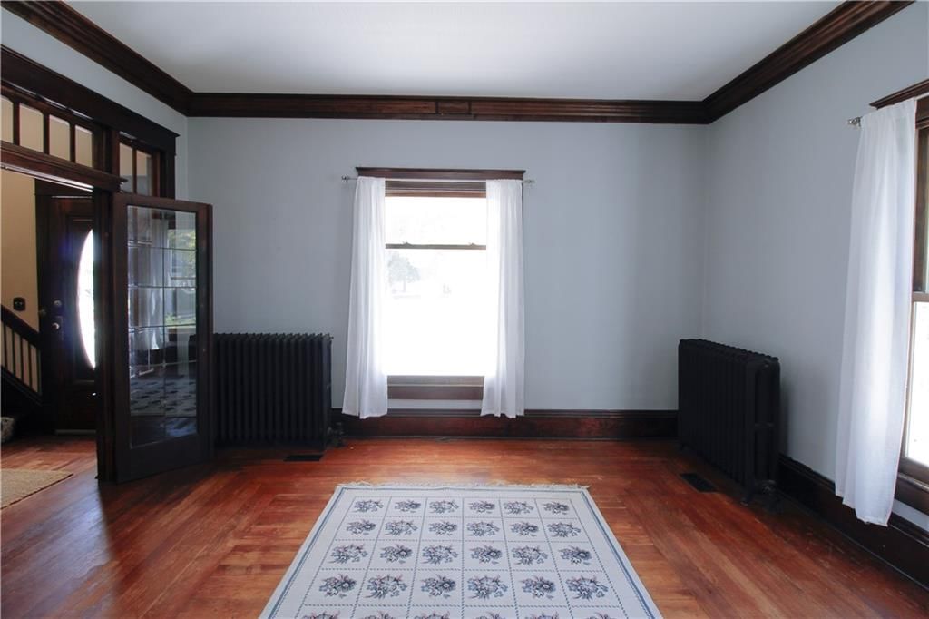 200 W Broadway Street — photo 6