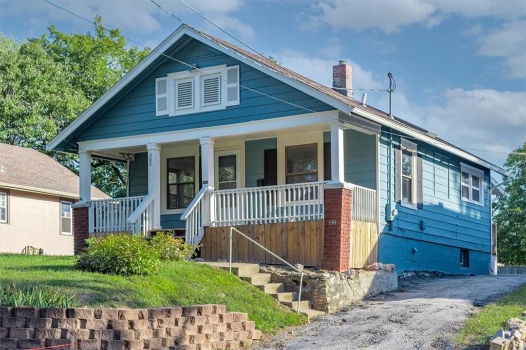305 E College Street — photo 2