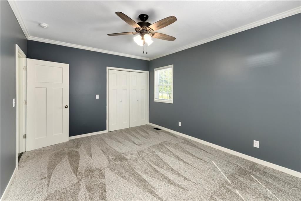 101 W Broadway Street — photo 16