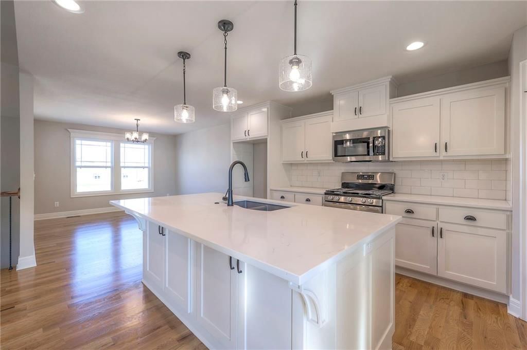 11801 E 211th Street — photo 27