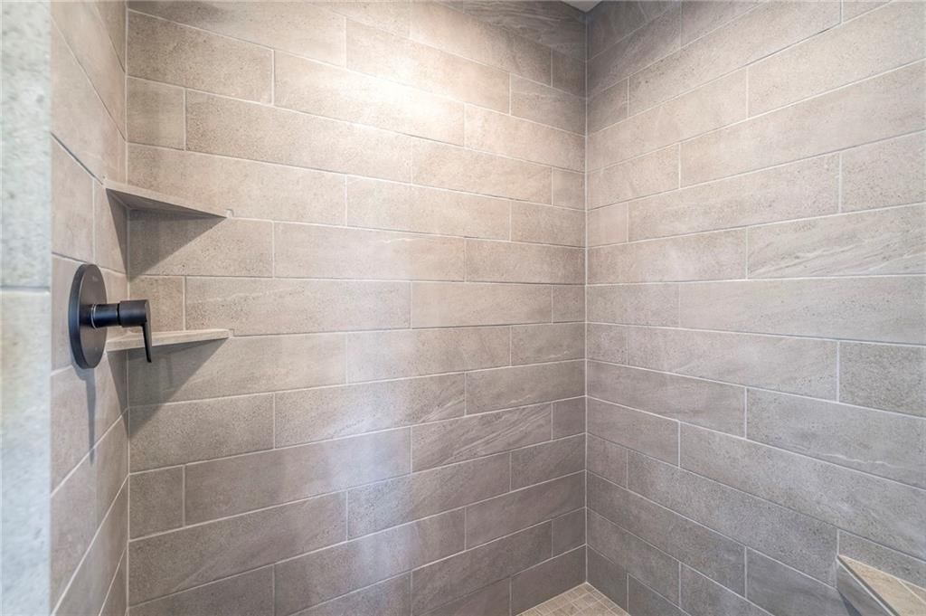 11801 E 211th Street — photo 42