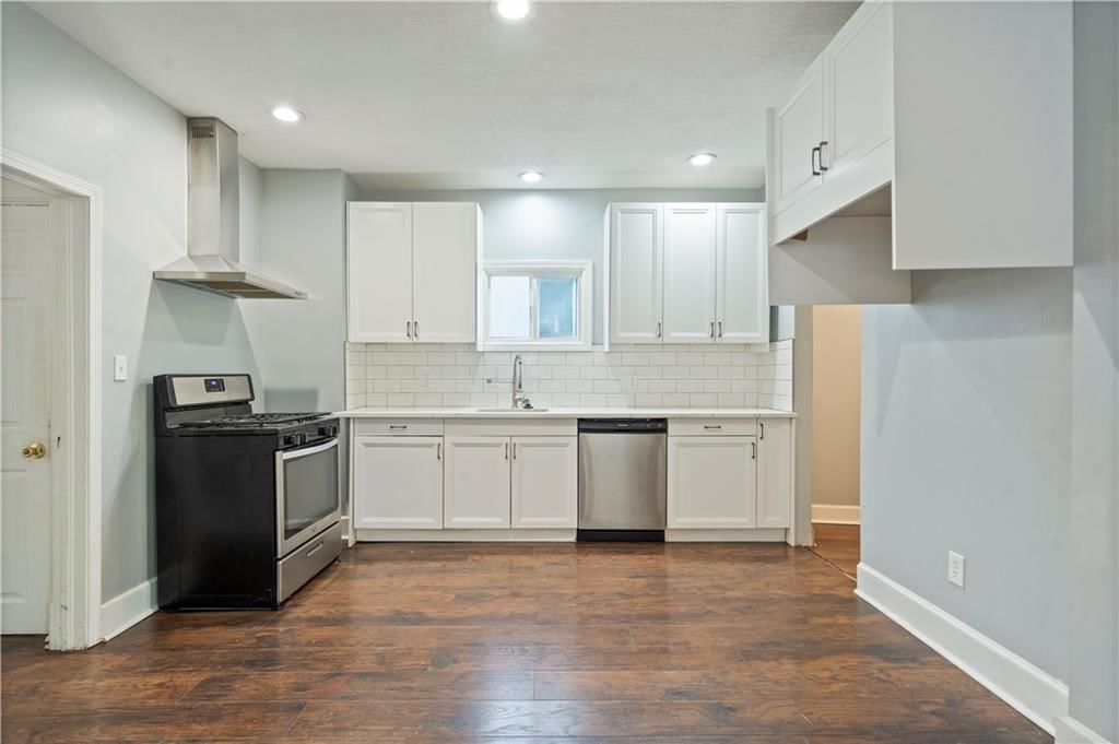 3235 Chestnut Avenue — photo 11