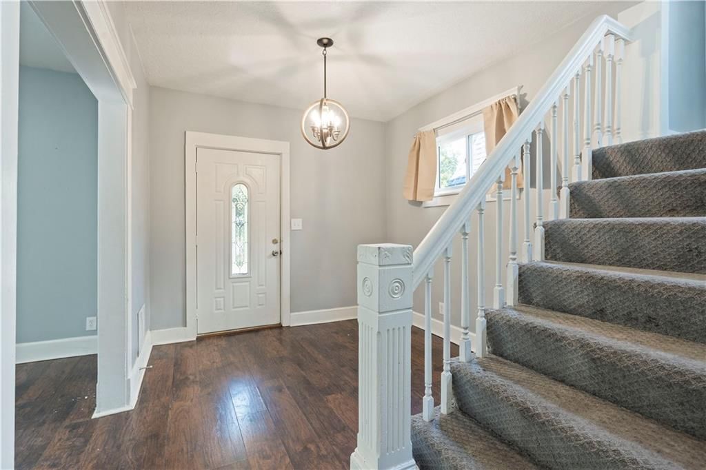 3235 Chestnut Avenue — photo 5