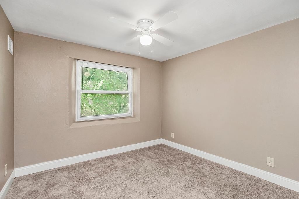2710 Cedar Crest Drive — photo 19
