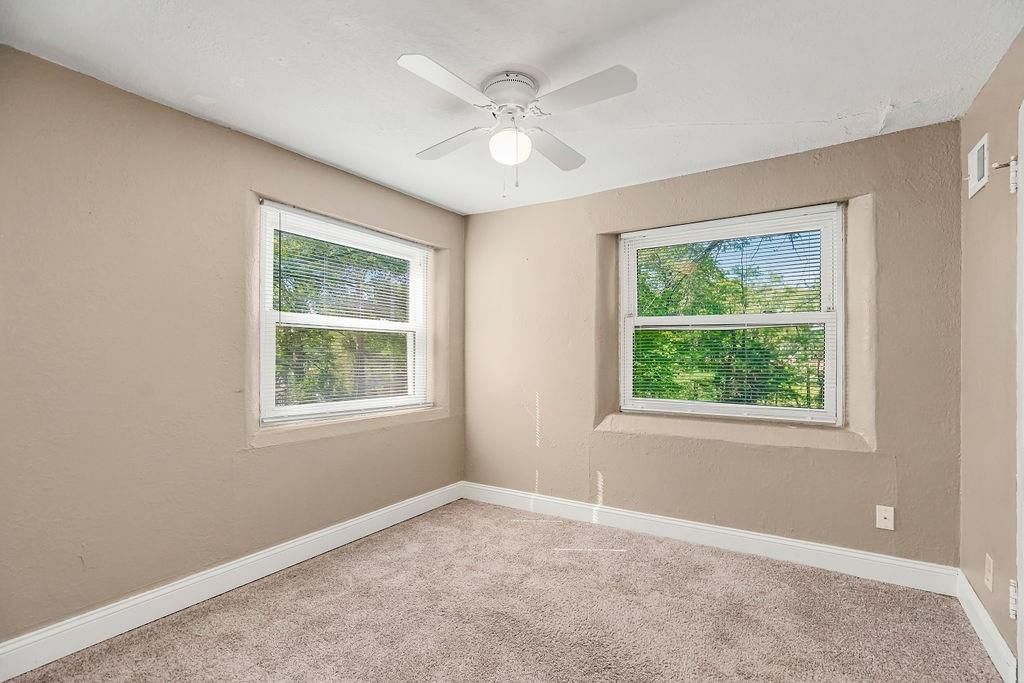 2710 Cedar Crest Drive — photo 21