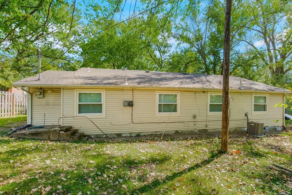 2710 Cedar Crest Drive — photo 28