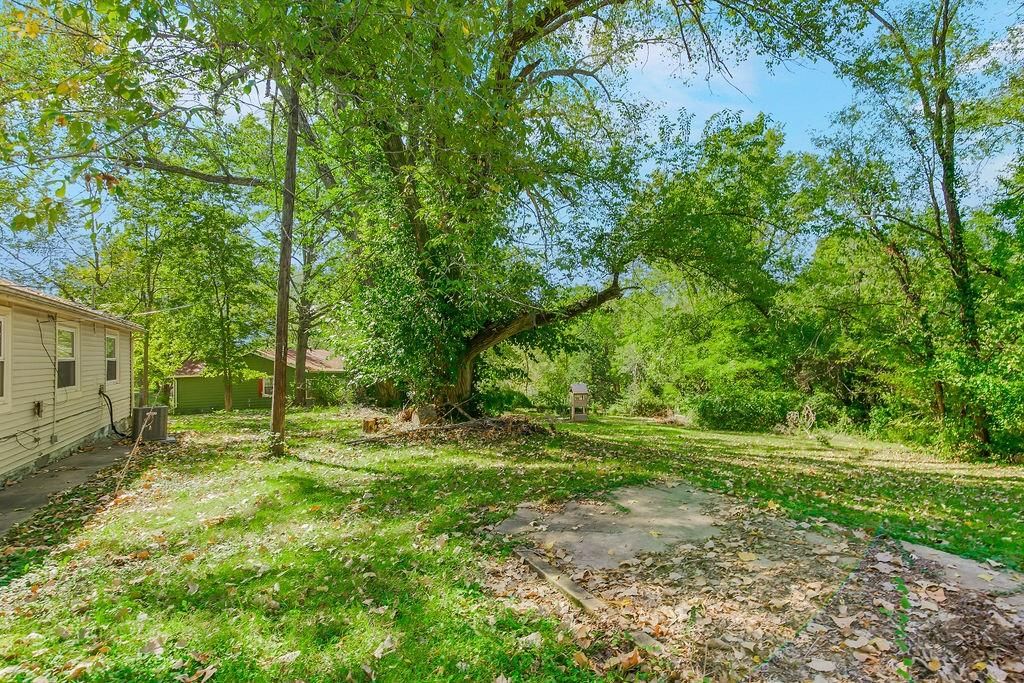 2710 Cedar Crest Drive — photo 30