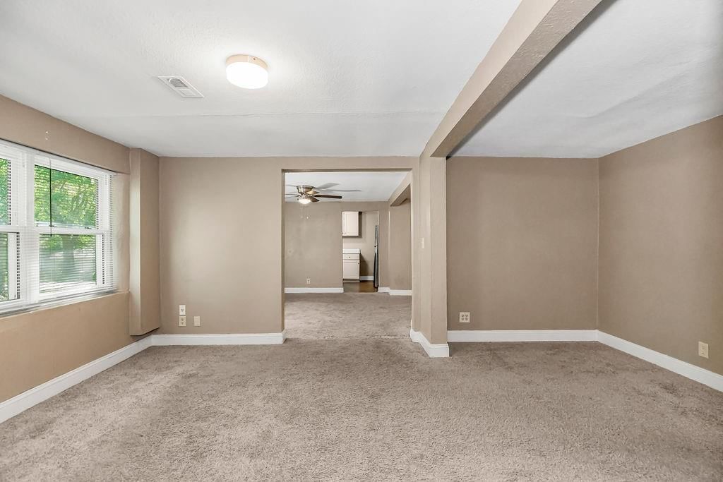 2710 Cedar Crest Drive — photo 7