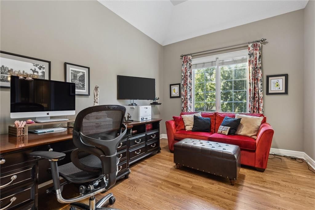 15233 Linden Street — photo 16