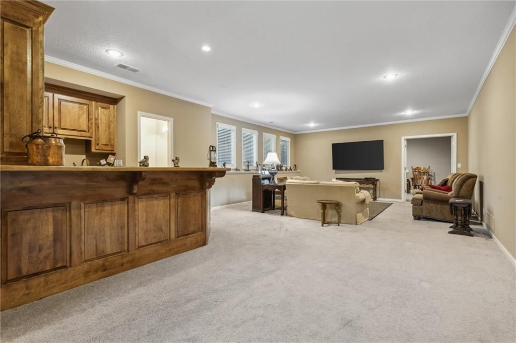 15233 Linden Street — photo 26
