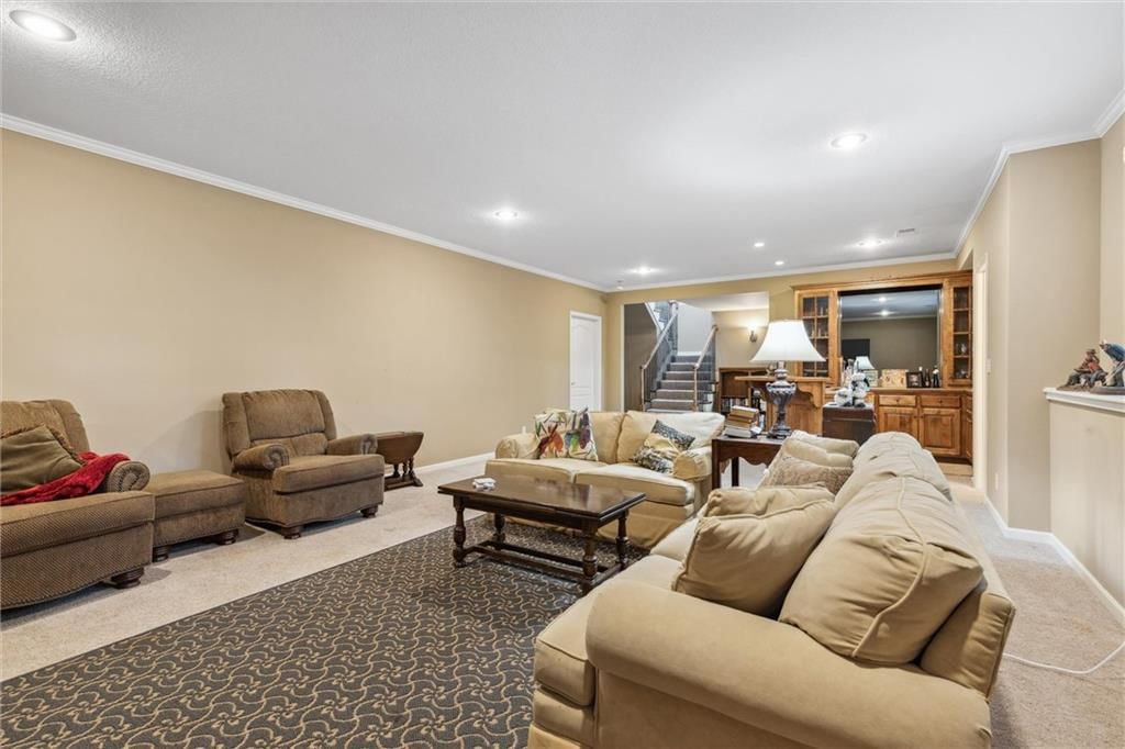 15233 Linden Street — photo 29