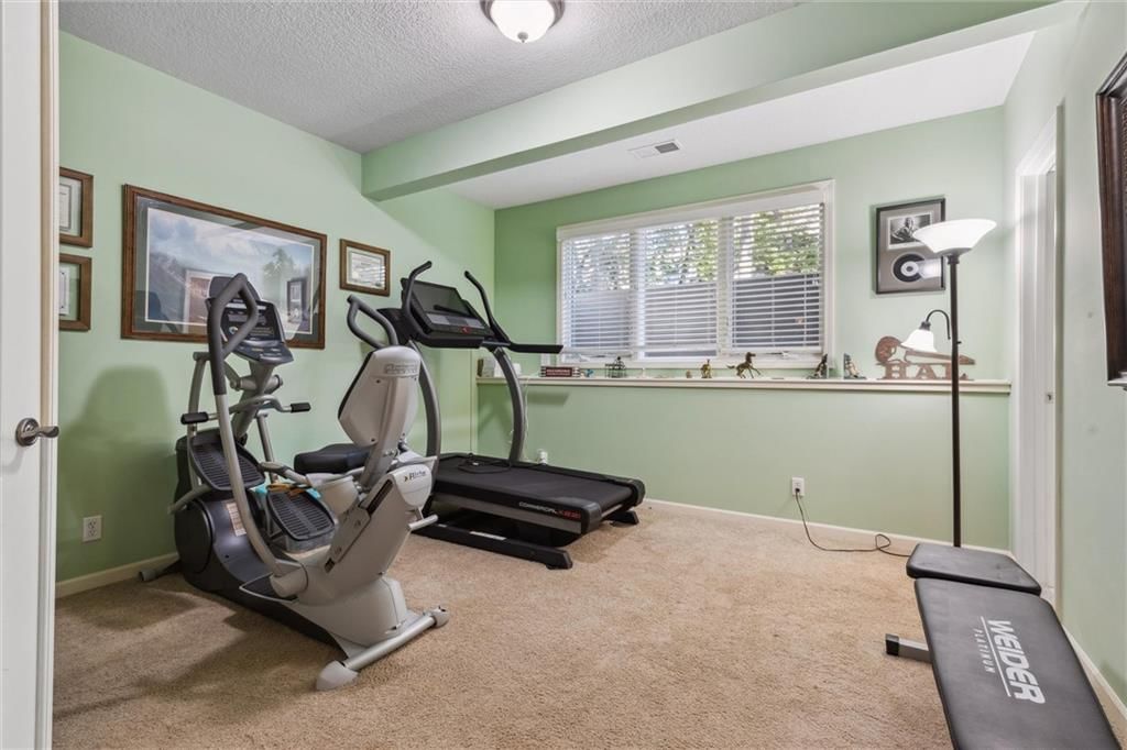 15233 Linden Street — photo 32