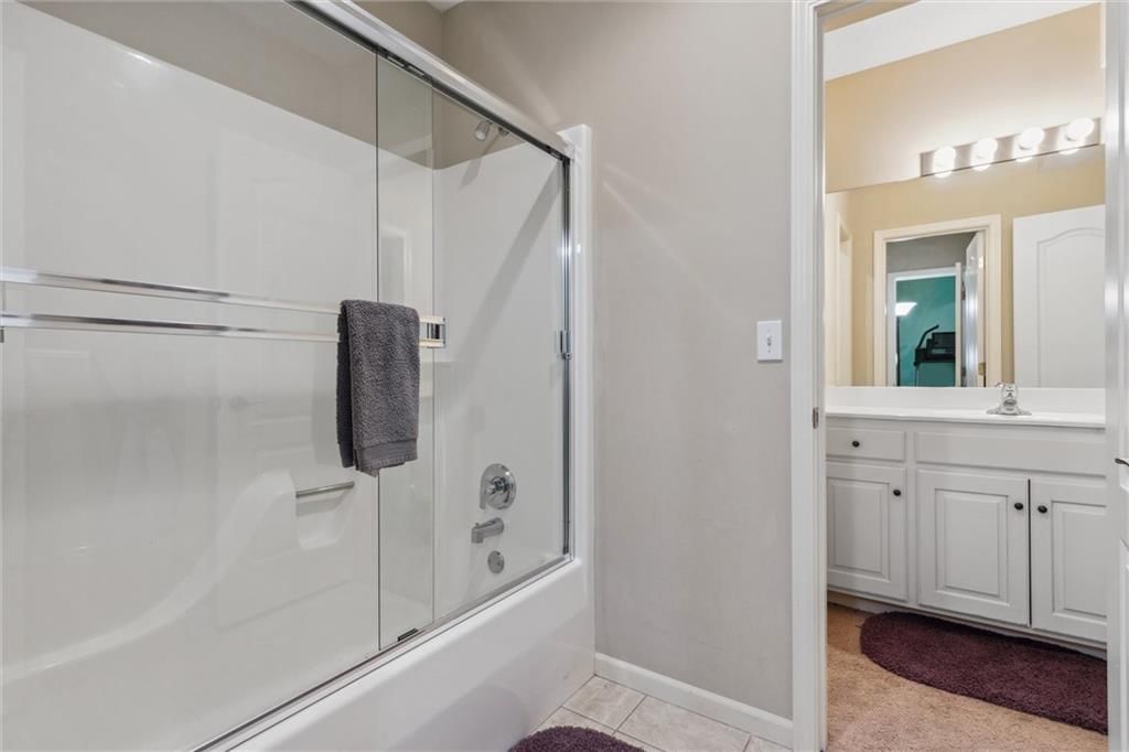 15233 Linden Street — photo 34